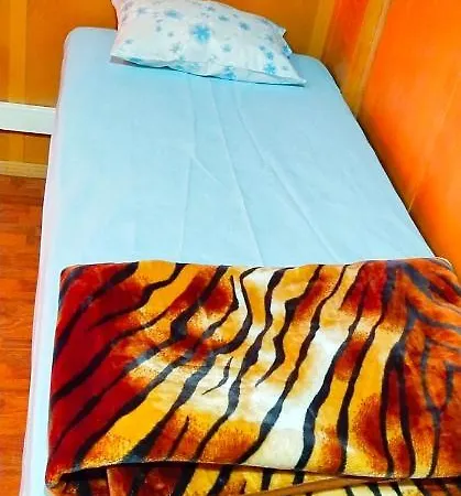 Lisbangla Hostel *