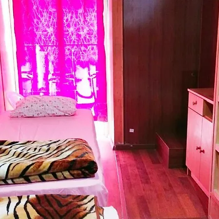 Lisbangla Hostel *